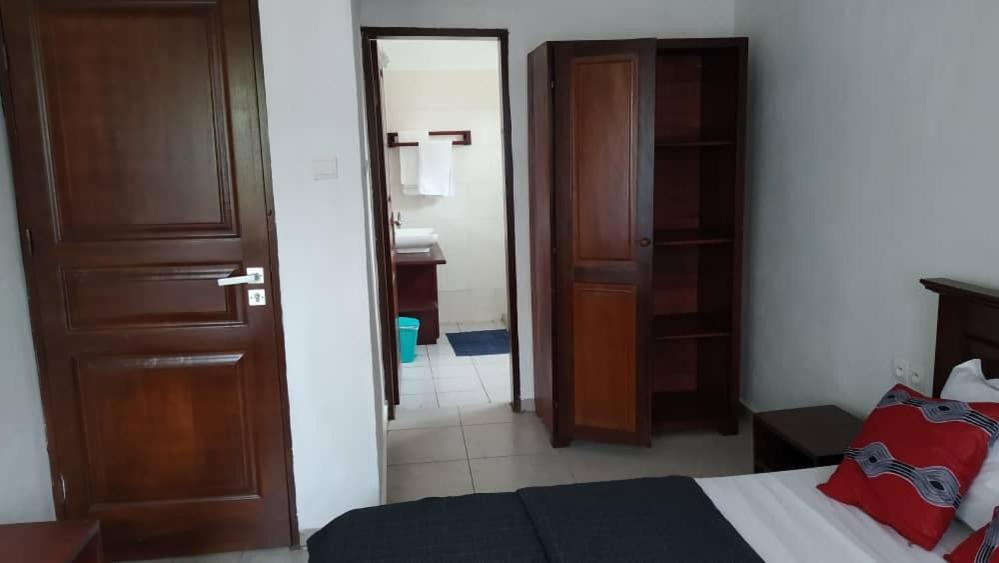 Residence Romiace Kribi Exterior photo